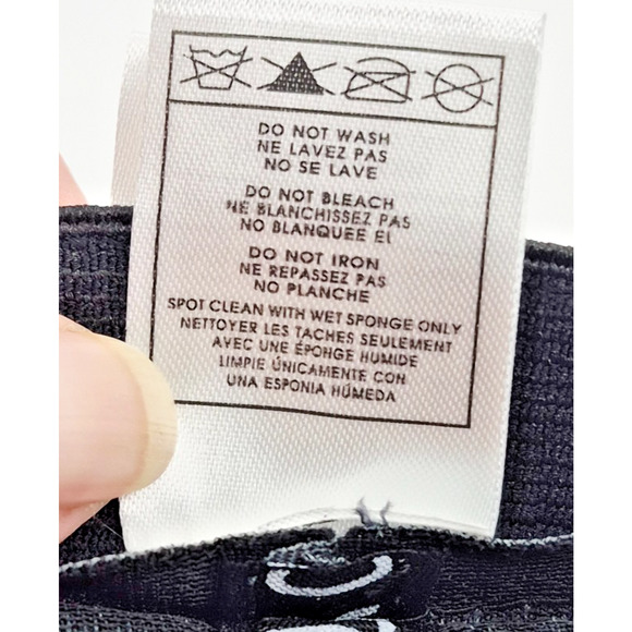 Black Clover Live Lucky Hat Cap Gray Yellow Logo Fitted L/XL Golf Club Wear - Picture 12 of 12